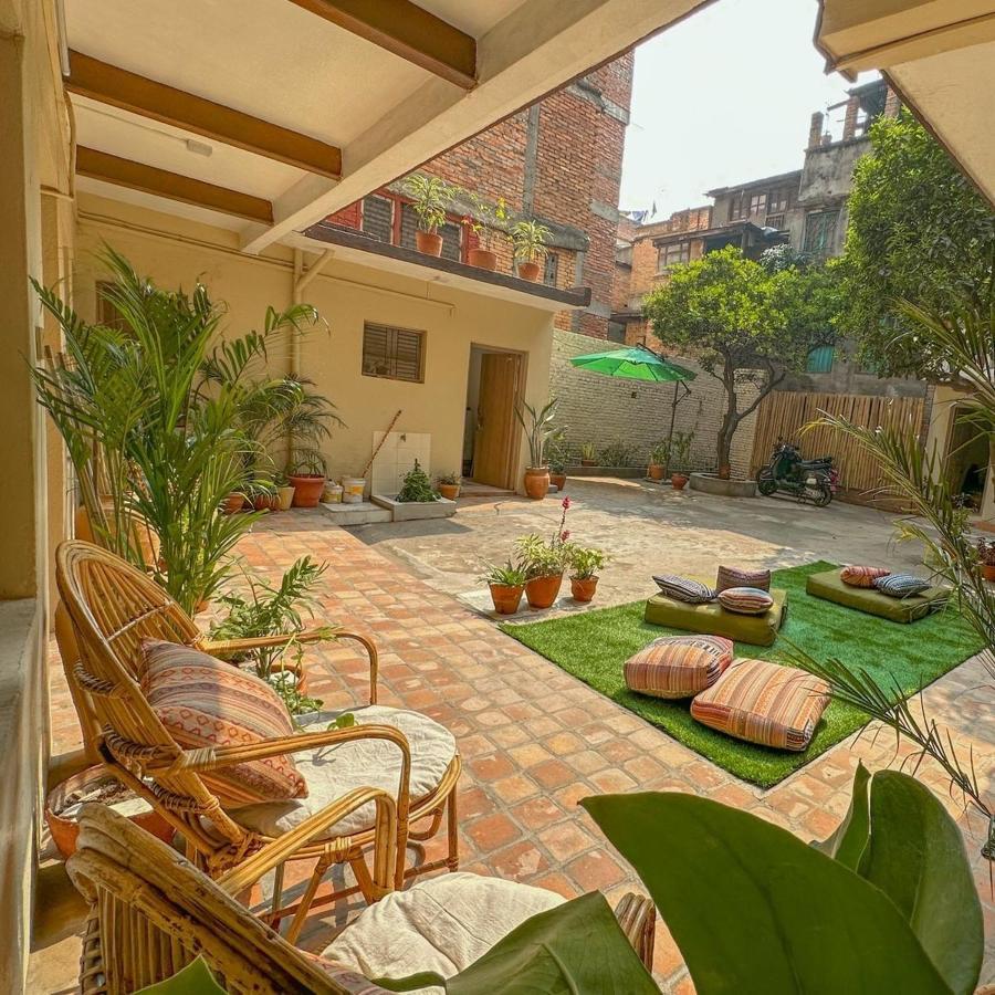 The Melo Pomelo Courtyard. Appartement Kathmandu Buitenkant foto