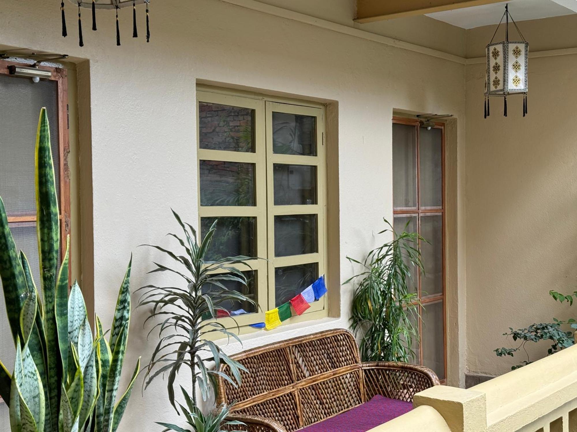 The Melo Pomelo Courtyard. Appartement Kathmandu Buitenkant foto